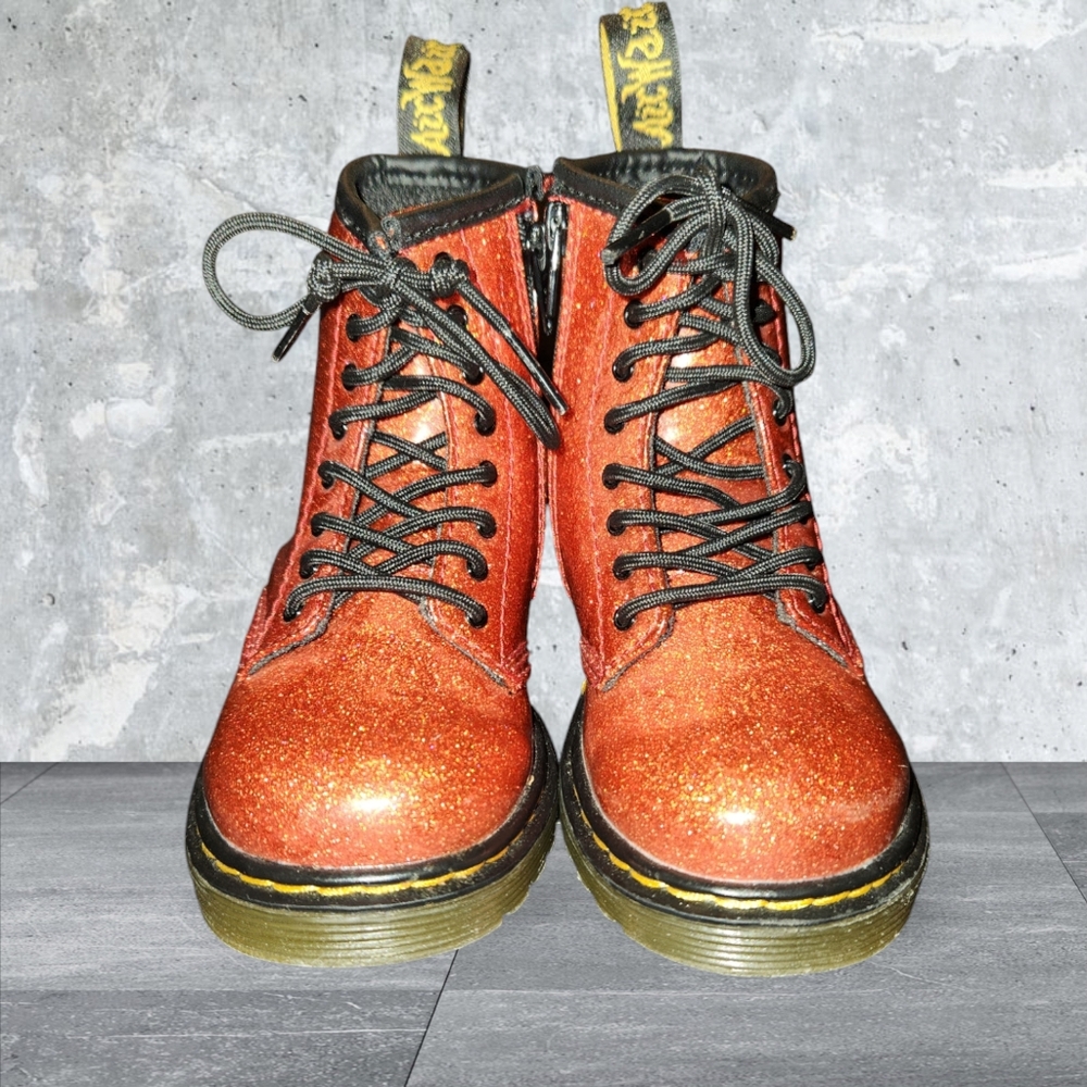Doc Martens kids boots side zipper kids juniors Youth Size 9 Red Glitter New
